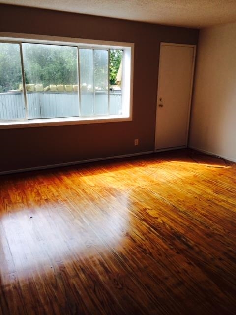 4812 TOMPKINS AVE, OAKLAND, California 94619-2839, ,Comm Ri Multi-units 5+,For Sale,TOMPKINS AVE,40661696