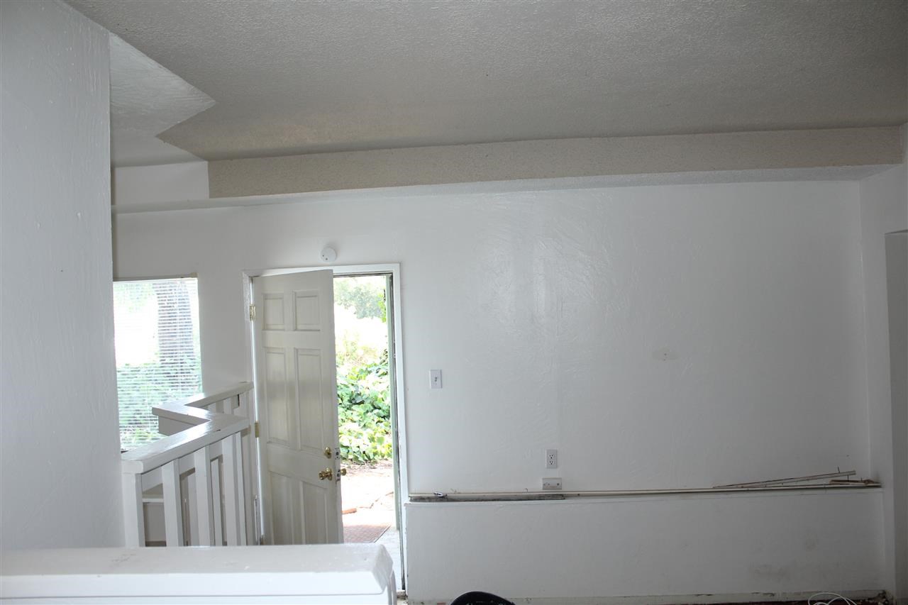 4812 TOMPKINS AVE, OAKLAND, California 94619-2839, ,Comm Ri Multi-units 5+,For Sale,TOMPKINS AVE,40661696