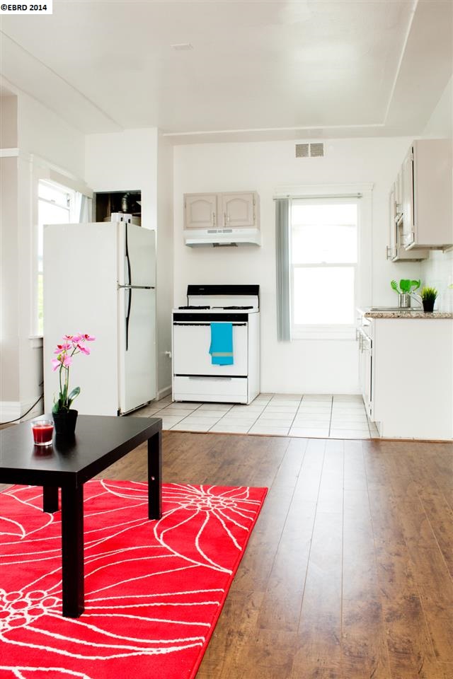 2605 HIGH ST, OAKLAND, California 94619-2531, ,Comm Ri Multi-units 5+,For Sale,HIGH ST,40661819