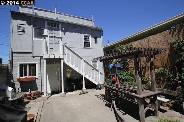 4706 SHATTUCK AVE, OAKLAND, California 94609-2033, ,Comm Ri Multi-units 5+,For Sale,SHATTUCK AVE,40662960
