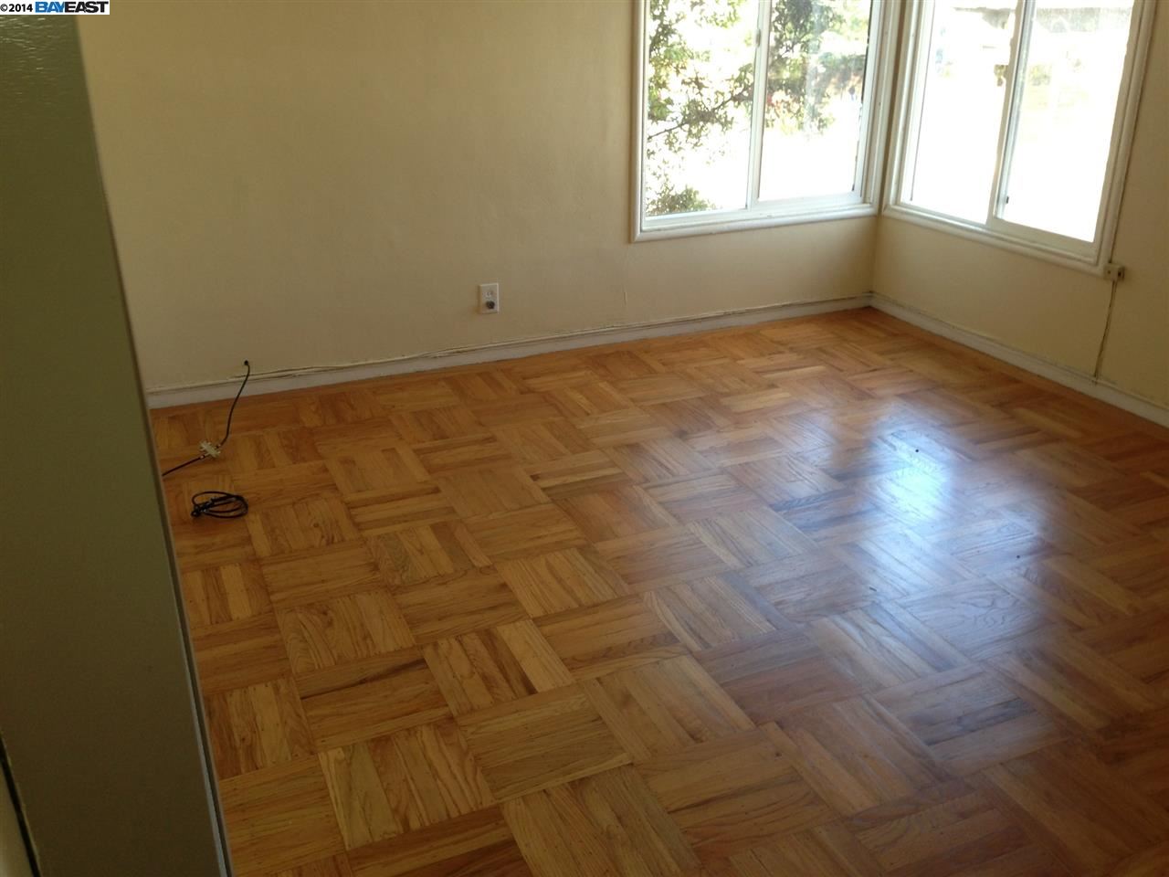 2307 8TH ST, BERKELEY, California 94710-2310, ,Comm Ri Multi-units 5+,For Sale,8TH ST,40663199