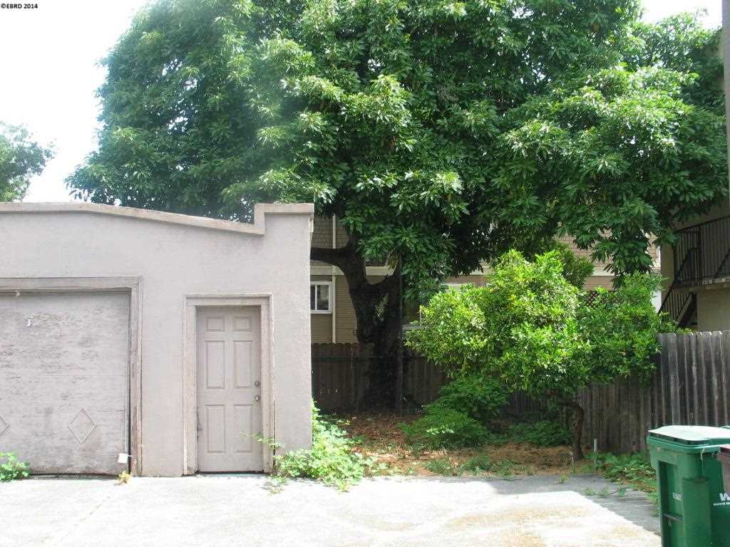 516 31ST ST, OAKLAND, California 94609-3204, ,Comm Ri Multi-units 5+,For Sale,31ST ST,40664227