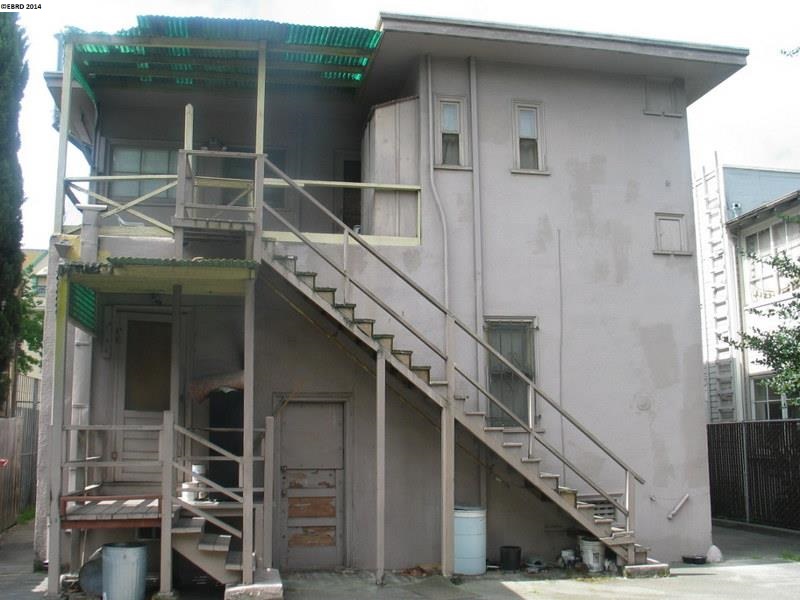 516 31ST ST, OAKLAND, California 94609-3204, ,Comm Ri Multi-units 5+,For Sale,31ST ST,40664227