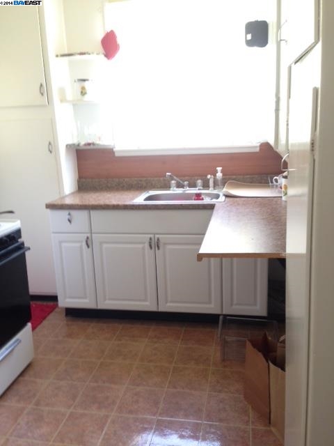 350 LAFAYETTE AVE., SAN LEANDRO, California 94577, ,Comm Ri Multi-units 5+,For Sale,LAFAYETTE AVE.,40666426