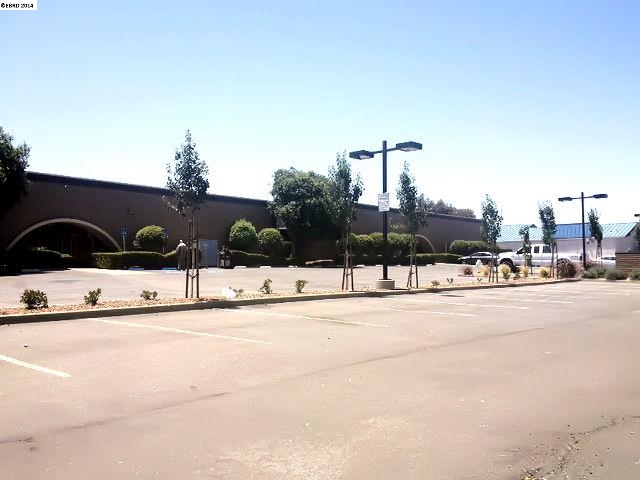 2400 Sycamore Suite 4, ANTIOCH, California 94509, ,Comm Industrial For Lease,For Rent,Sycamore Suite 4,40939288