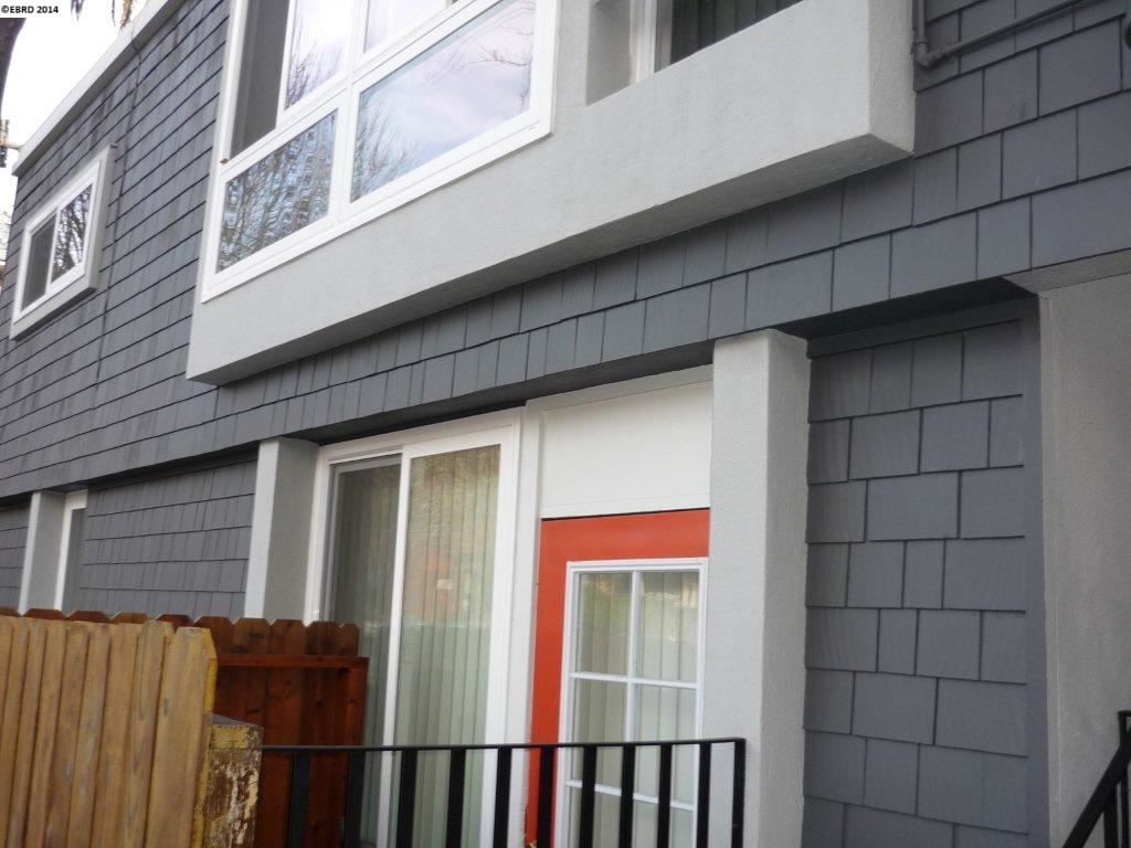 323 ALCATRAZ AVE, OAKLAND, California 94618-1303, ,Comm Ri Multi-units 5+,For Sale,ALCATRAZ AVE,40667835