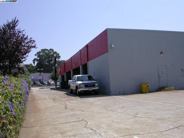 24659 MISSION BLVD, HAYWARD, California 94544-1635, ,Comm Industrial For Lease,For Rent,MISSION BLVD,40939468