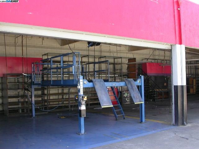 24659 MISSION BLVD, HAYWARD, California 94544-1635, ,Comm Industrial For Lease,For Rent,MISSION BLVD,40939468