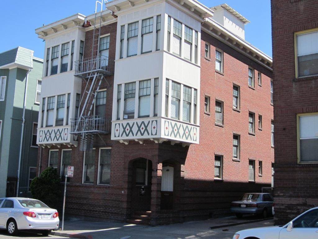 79 10TH ST, OAKLAND, California 94607-4801, ,Comm Ri Multi-units 5+,For Sale,10TH ST,40668563