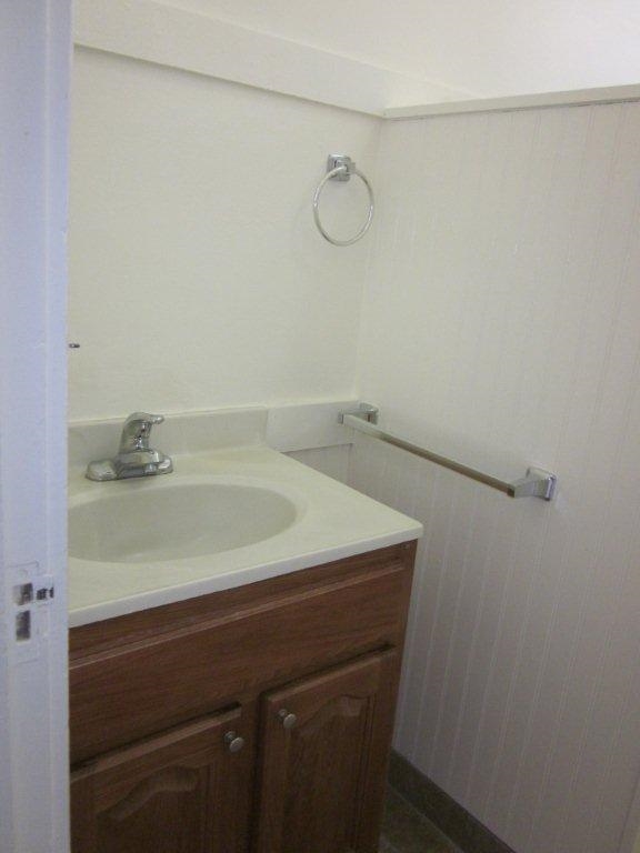79 10TH ST, OAKLAND, California 94607-4801, ,Comm Ri Multi-units 5+,For Sale,10TH ST,40668563