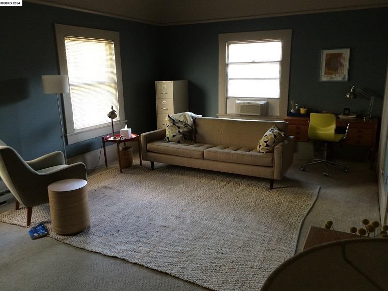 3637 GRAND AVE, OAKLAND, California 94610-2009, ,Comm Ri Multi-units 5+,For Sale,GRAND AVE,40668616