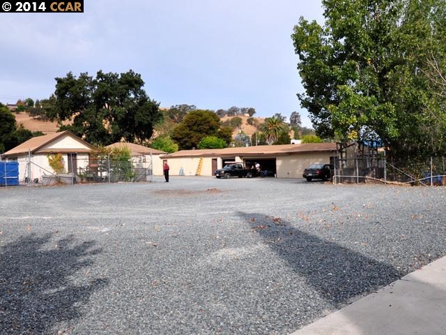 4991 Pacheco Blvd, MARTINEZ, California 94553, ,Comm Industrial For Lease,For Rent,Pacheco Blvd,40939528