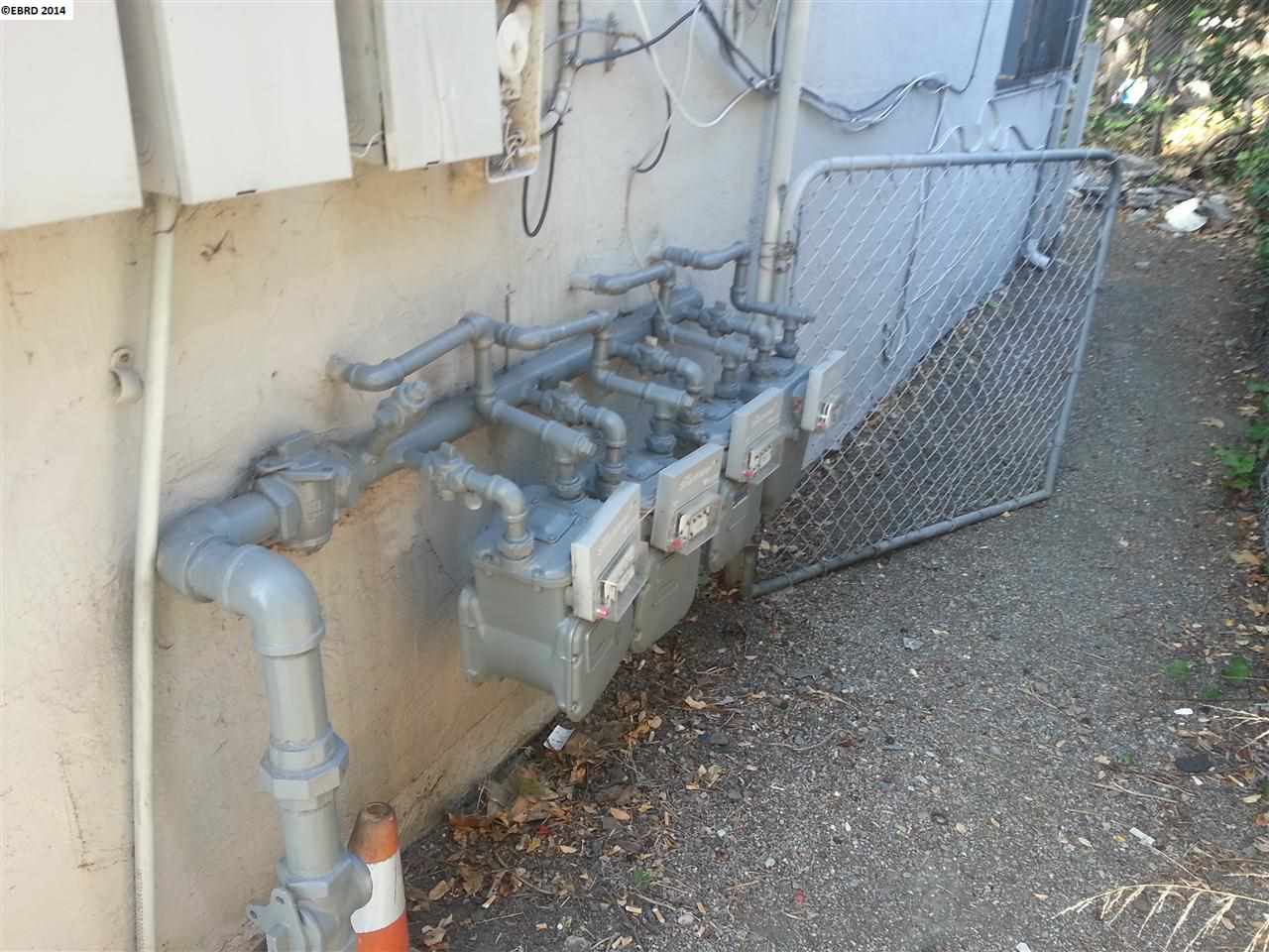 6111 Hilton Street, OAKLAND, California 94605, ,Comm Ri Multi-units 5+,For Sale,Hilton Street,40673423