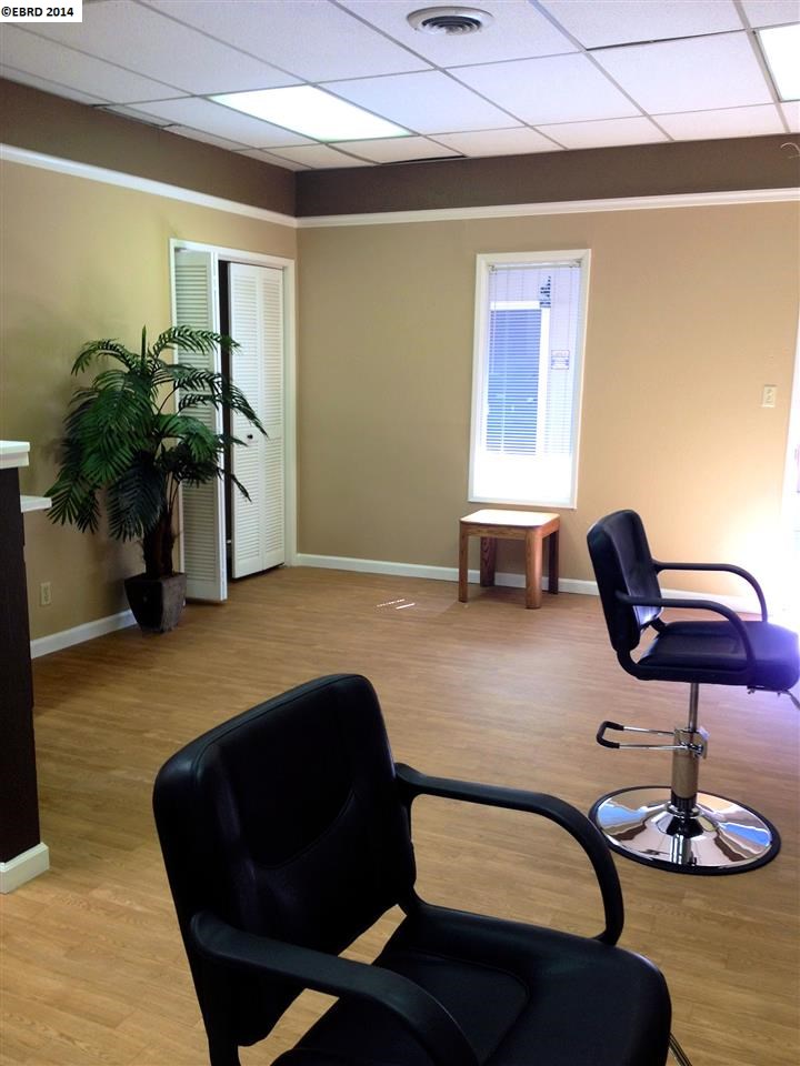 2400 SYCAMORE DR #7, ANTIOCH, California 94509-2910, ,Comm Industrial For Lease,For Rent,SYCAMORE DR #7,40939573