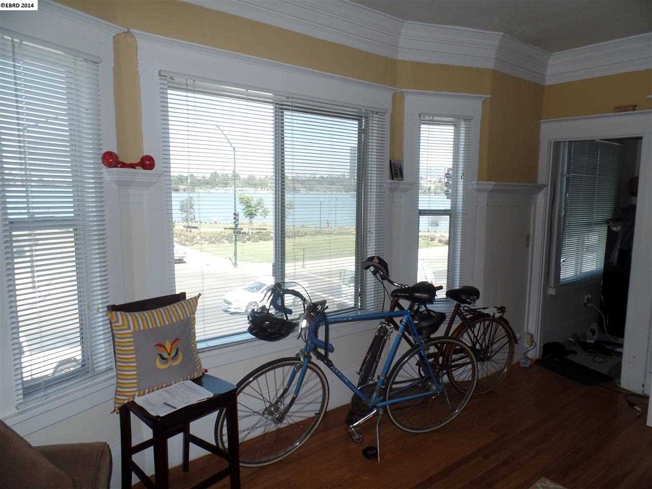 1516 1ST AVE, OAKLAND, California 94606-1618, ,Comm Ri Multi-units 5+,For Sale,1ST AVE,40674586