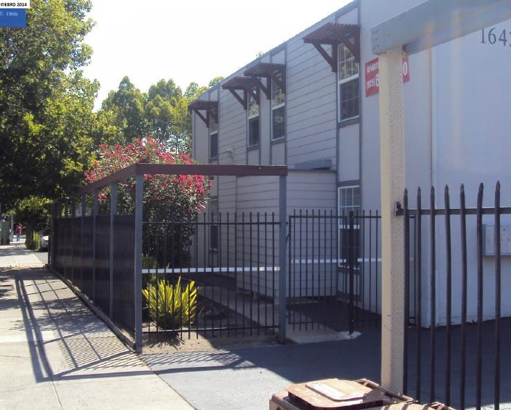 1642 Clayton Rd, CONCORD, California 94520, ,Comm Ri Multi-units 5+,For Sale,Clayton Rd,40676592