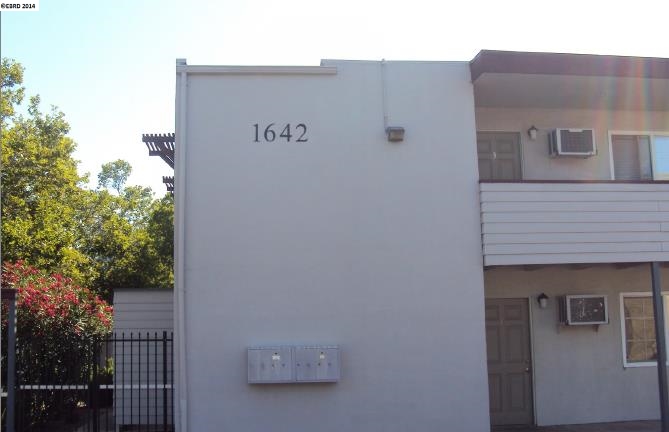1642 Clayton Rd, CONCORD, California 94520, ,Comm Ri Multi-units 5+,For Sale,Clayton Rd,40676592