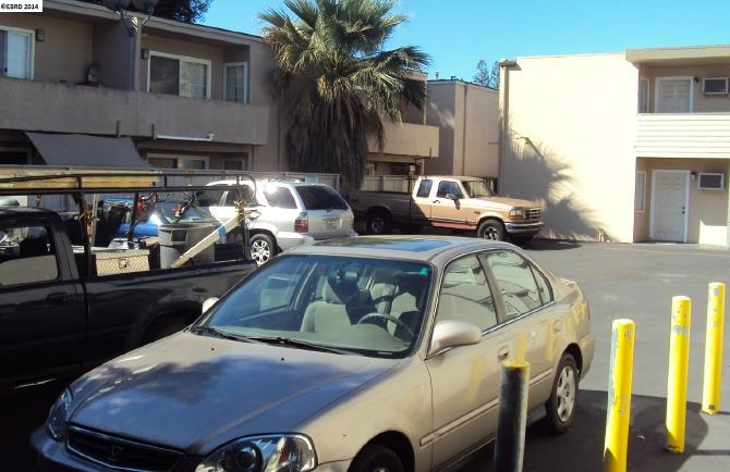 1642 Clayton Rd, CONCORD, California 94520, ,Comm Ri Multi-units 5+,For Sale,Clayton Rd,40676592