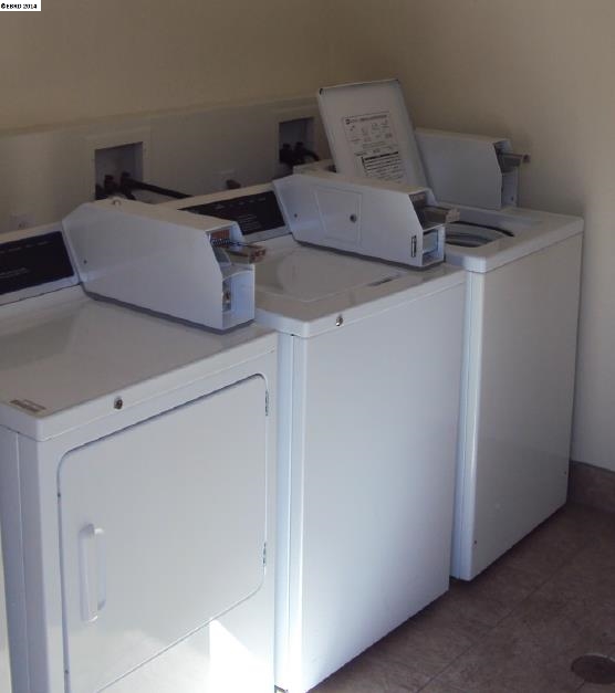 1642 Clayton Rd, CONCORD, California 94520, ,Comm Ri Multi-units 5+,For Sale,Clayton Rd,40676592