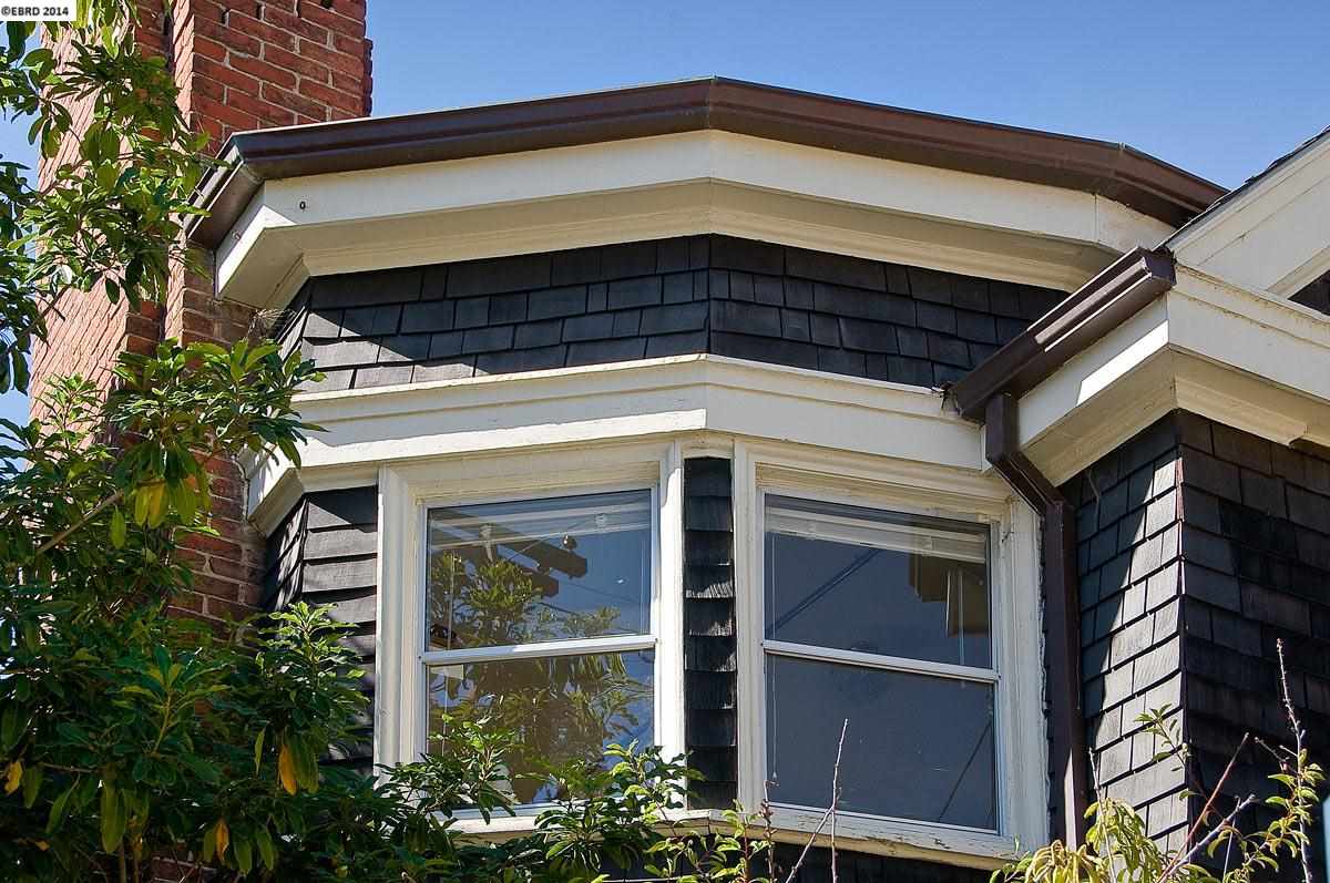 1770 La Loma, BERKELEY, California 94709-1039, ,Comm Ri Multi-units 5+,For Sale,La Loma,40676745