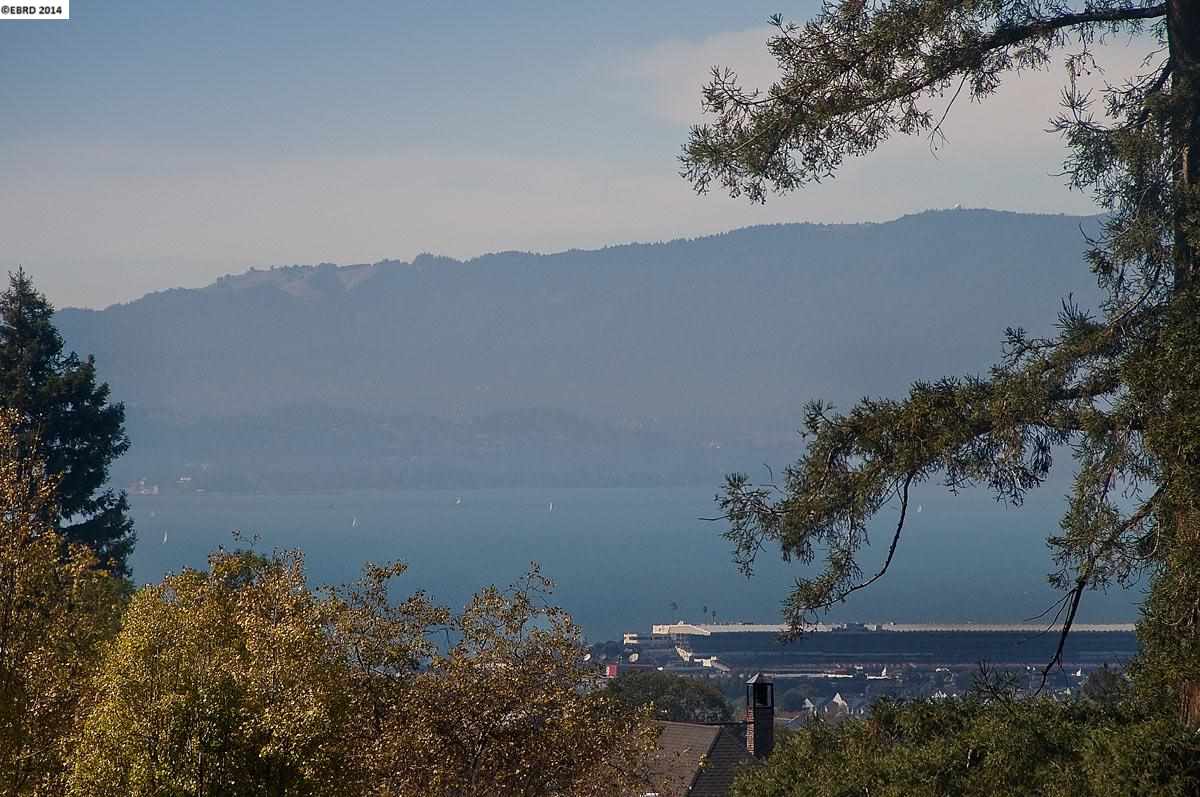 1770 La Loma, BERKELEY, California 94709-1039, ,Comm Ri Multi-units 5+,For Sale,La Loma,40676745