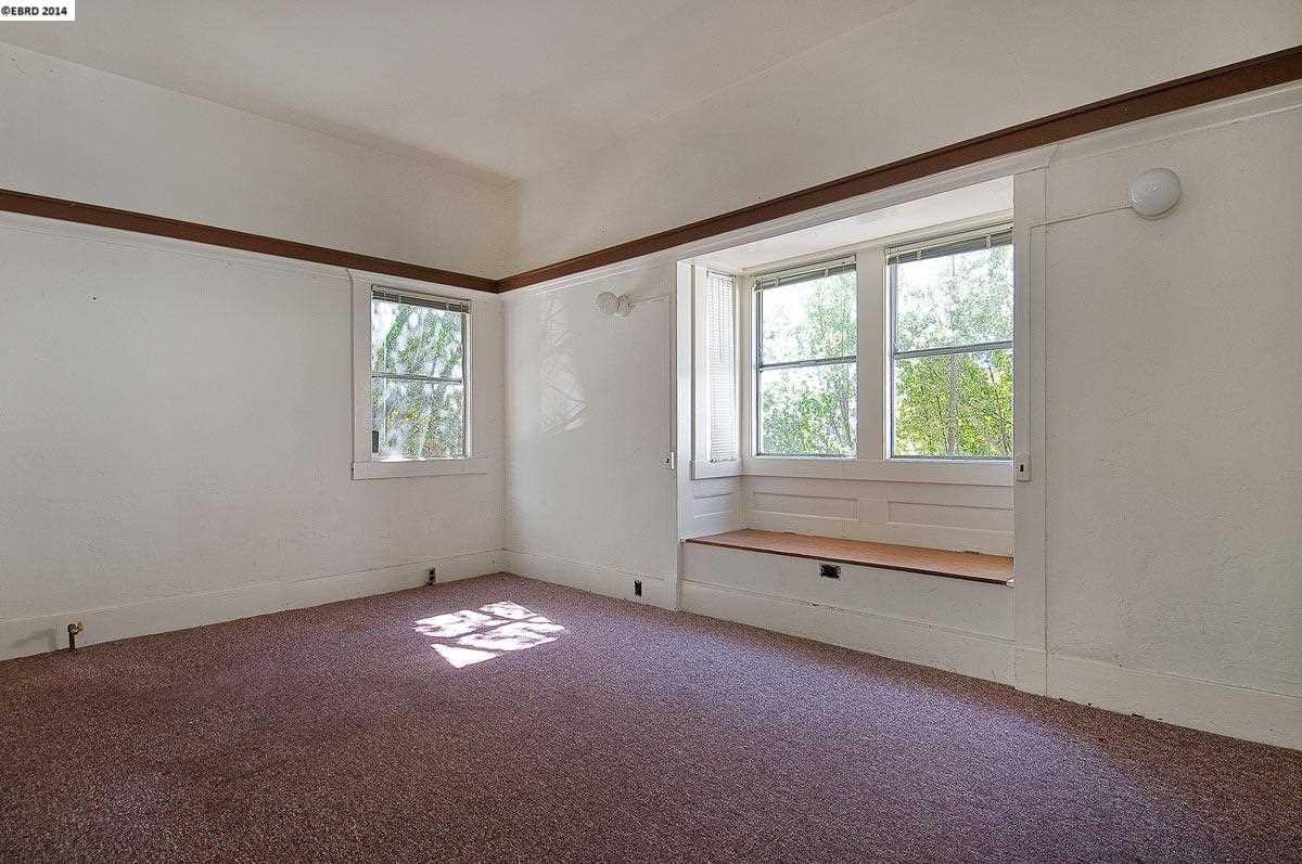 1770 La Loma, BERKELEY, California 94709-1039, ,Comm Ri Multi-units 5+,For Sale,La Loma,40676745