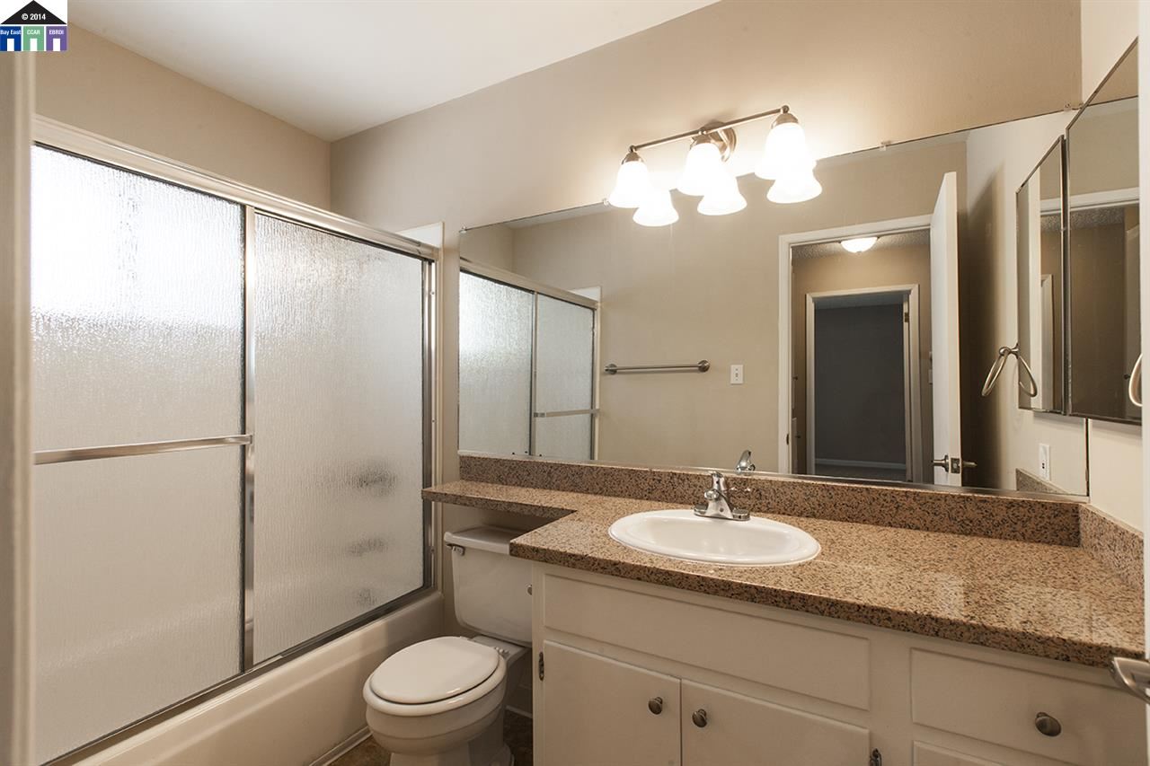 1228 Mattox Rd, HAYWARD, California 94541, ,Comm Ri Multi-units 5+,For Sale,Mattox Rd,40677040