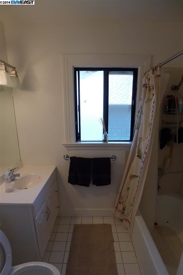 4244 Gilbert Street, OAKLAND, California 94611, ,Comm Ri Multi-units 5+,For Sale,Gilbert Street,40678825