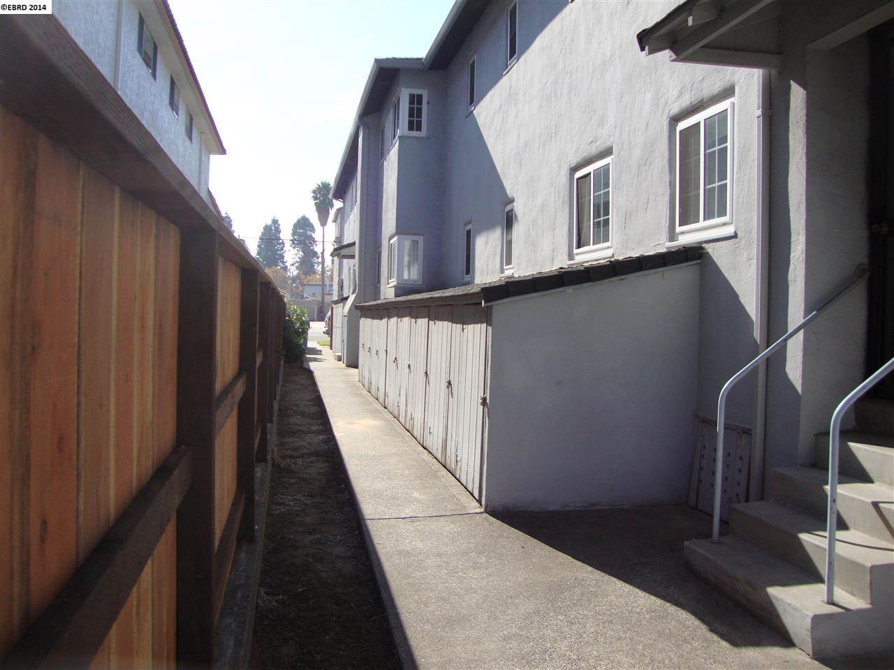 2125 Santa Clara Ave., ALAMEDA, California 94501-2869, ,Comm Ri Multi-units 5+,For Sale,Santa Clara Ave.,40680063