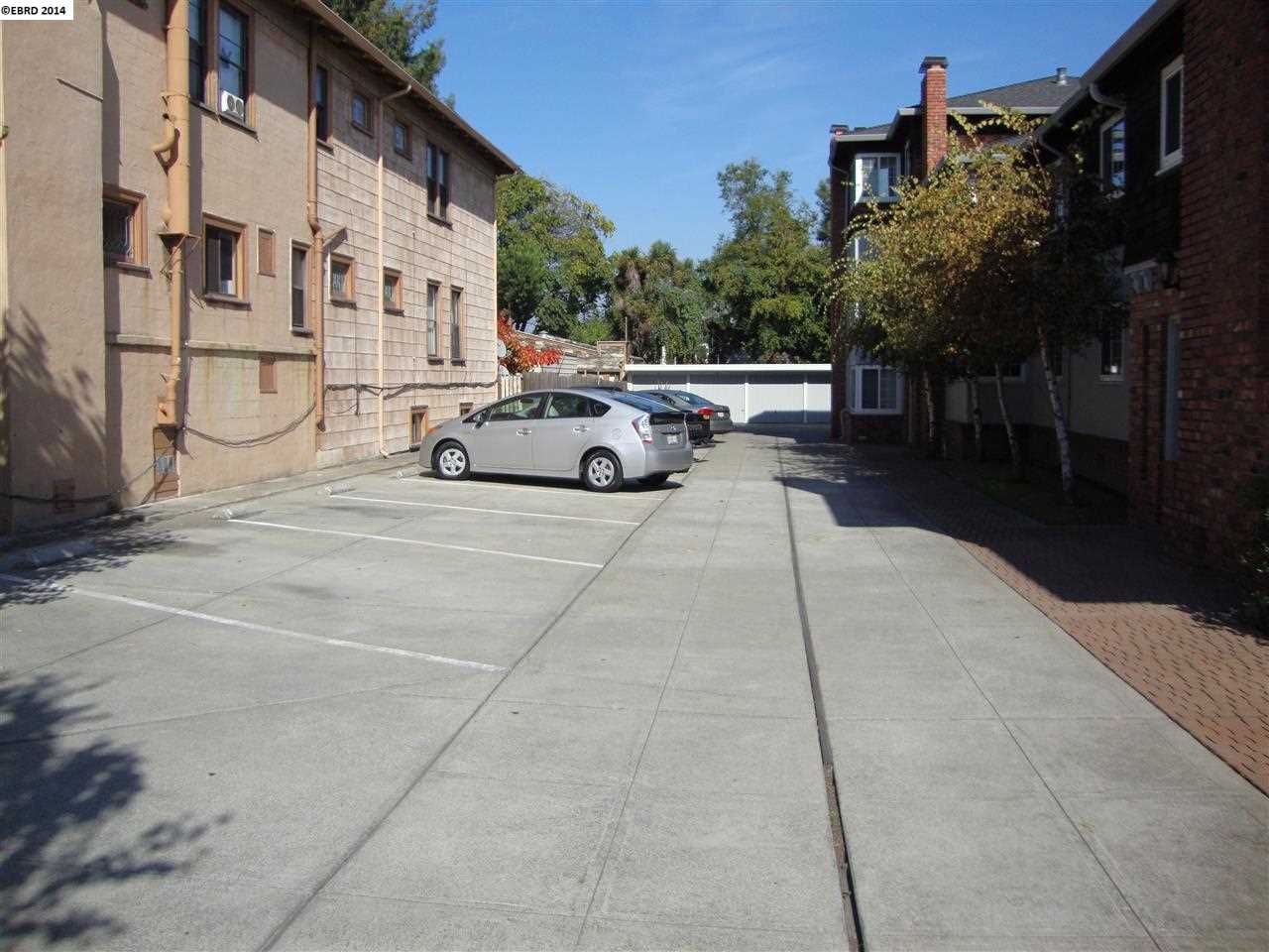 2125 Santa Clara Ave., ALAMEDA, California 94501-2869, ,Comm Ri Multi-units 5+,For Sale,Santa Clara Ave.,40680063