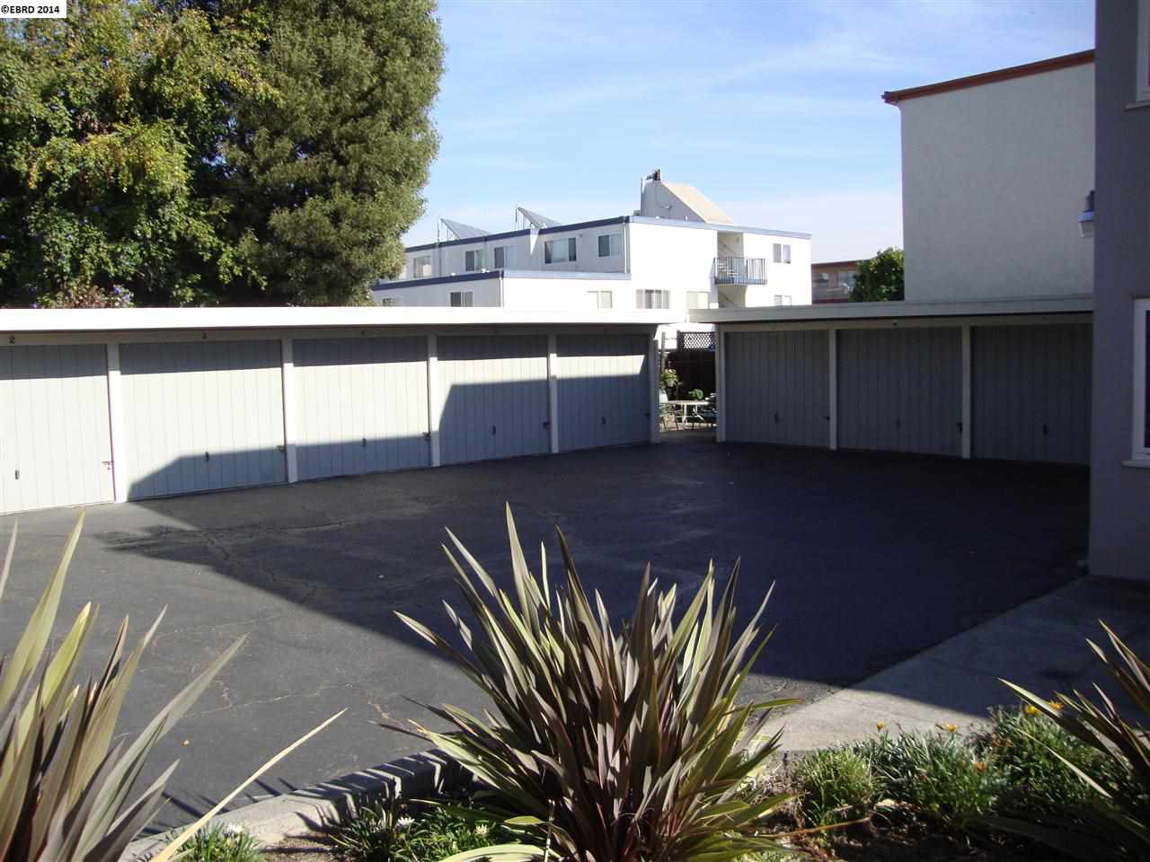 2125 Santa Clara Ave., ALAMEDA, California 94501-2869, ,Comm Ri Multi-units 5+,For Sale,Santa Clara Ave.,40680063
