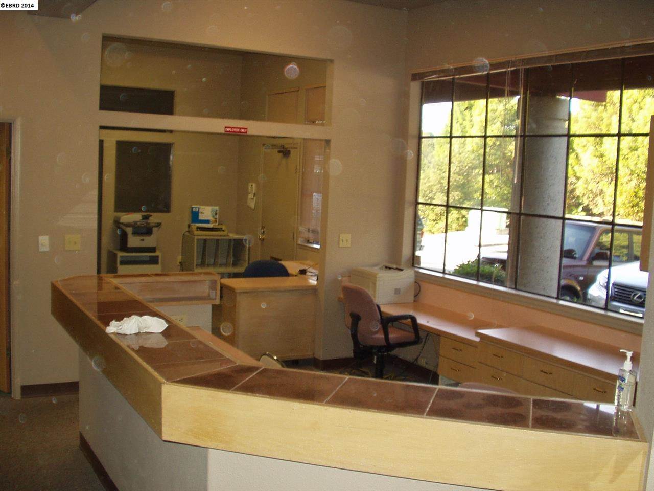 1660-A SAN PABLO AVE, PINOLE, California 94564-2077, ,Comm Industrial For Lease,For Rent,SAN PABLO AVE,40939753