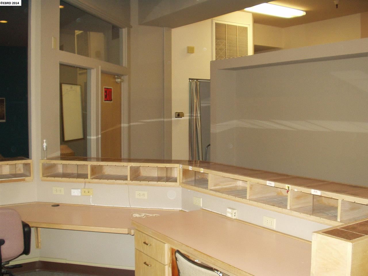 1660-A SAN PABLO AVE, PINOLE, California 94564-2077, ,Comm Industrial For Lease,For Rent,SAN PABLO AVE,40939753