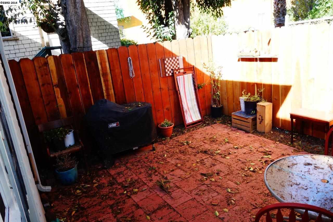 546 Merrimac Street, OAKLAND, California 94612-1791, ,Comm Ri Multi-units 5+,For Sale,Merrimac Street,40681144