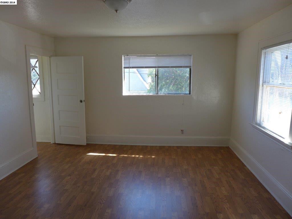 546 Merrimac Street, OAKLAND, California 94612-1791, ,Comm Ri Multi-units 5+,For Sale,Merrimac Street,40681144