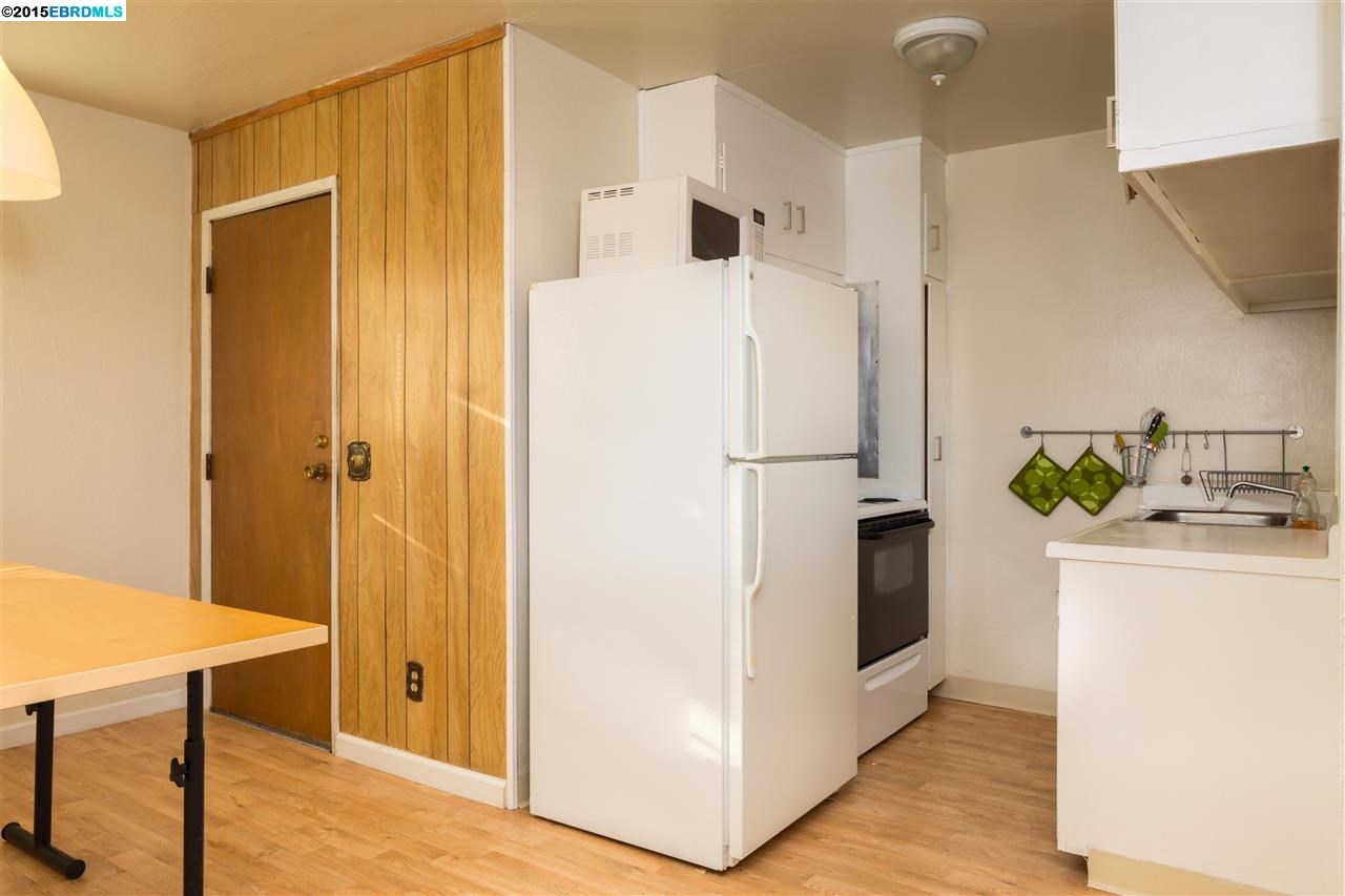 6329 Shattuck, OAKLAND, California 94609-1238, ,Comm Ri Multi-units 5+,For Sale,Shattuck,40683913
