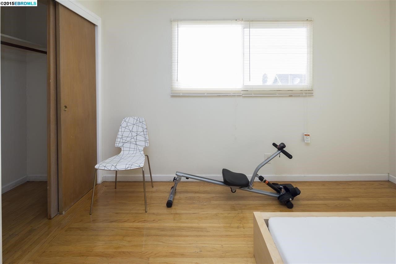 6329 Shattuck, OAKLAND, California 94609-1238, ,Comm Ri Multi-units 5+,For Sale,Shattuck,40683913