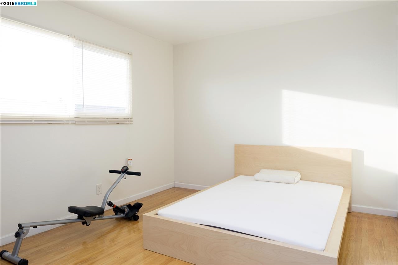 6329 Shattuck, OAKLAND, California 94609-1238, ,Comm Ri Multi-units 5+,For Sale,Shattuck,40683913