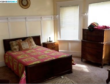 864 34th Street, OAKLAND, California 94608, ,Comm Ri Multi-units 5+,For Sale,34th Street,40684958