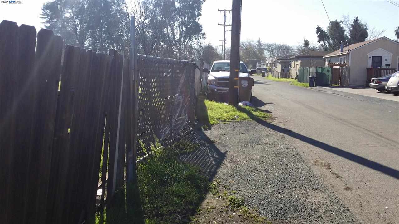 38-50 SAPONE LN, BAY POINT, California 94565-3326, ,Comm Ri Multi-units 5+,For Sale,SAPONE LN,40685254