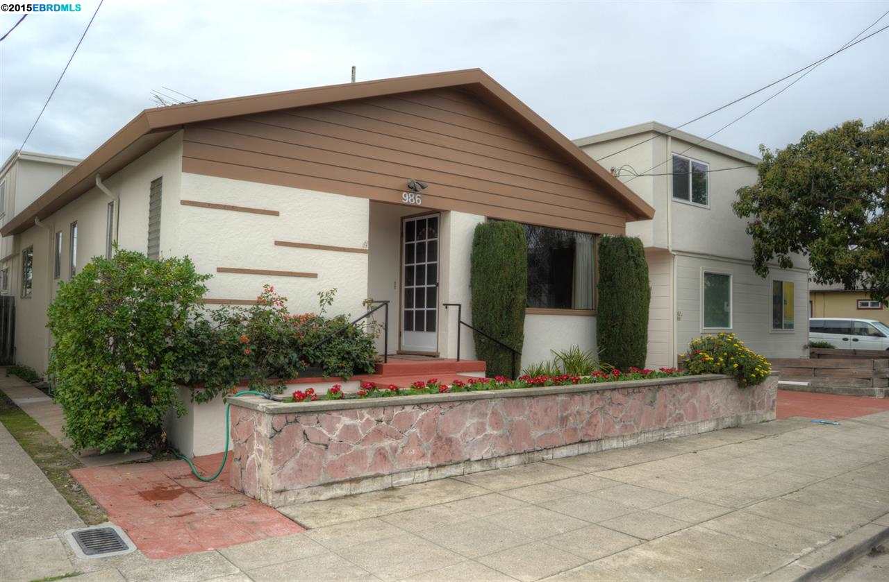 986 Kains, ALBANY, California 94706-2052, ,Comm Ri Multi-units 5+,For Sale,Kains,40685310