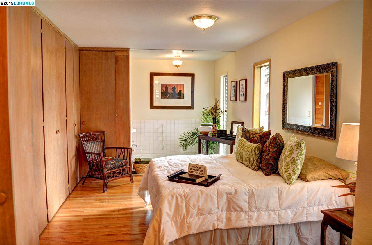 986 Kains, ALBANY, California 94706-2052, ,Comm Ri Multi-units 5+,For Sale,Kains,40685310