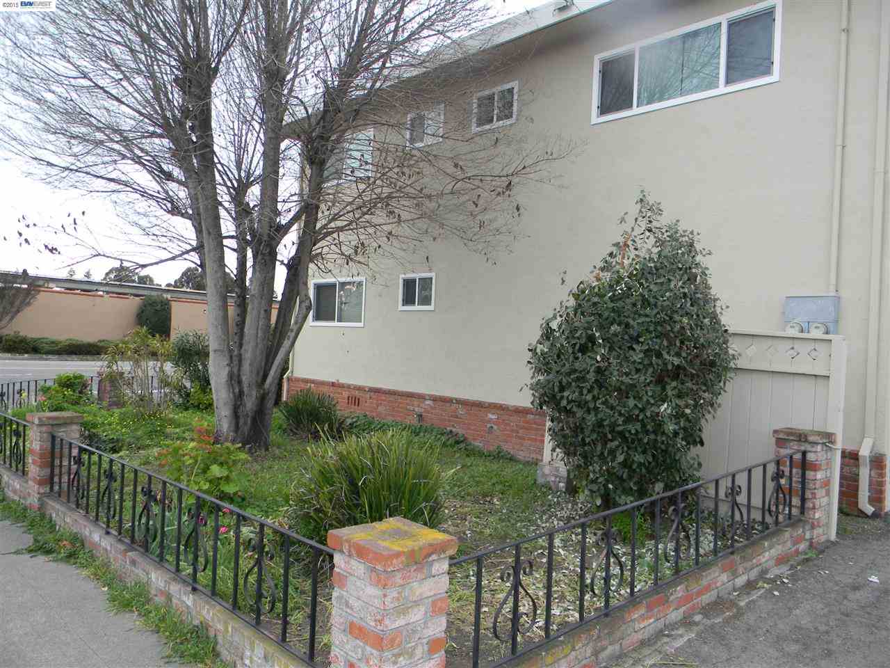 688 San Leandro Blvd, SAN LEANDRO, California 94577-1558, ,Comm Ri Multi-units 5+,For Sale,San Leandro Blvd,40685896