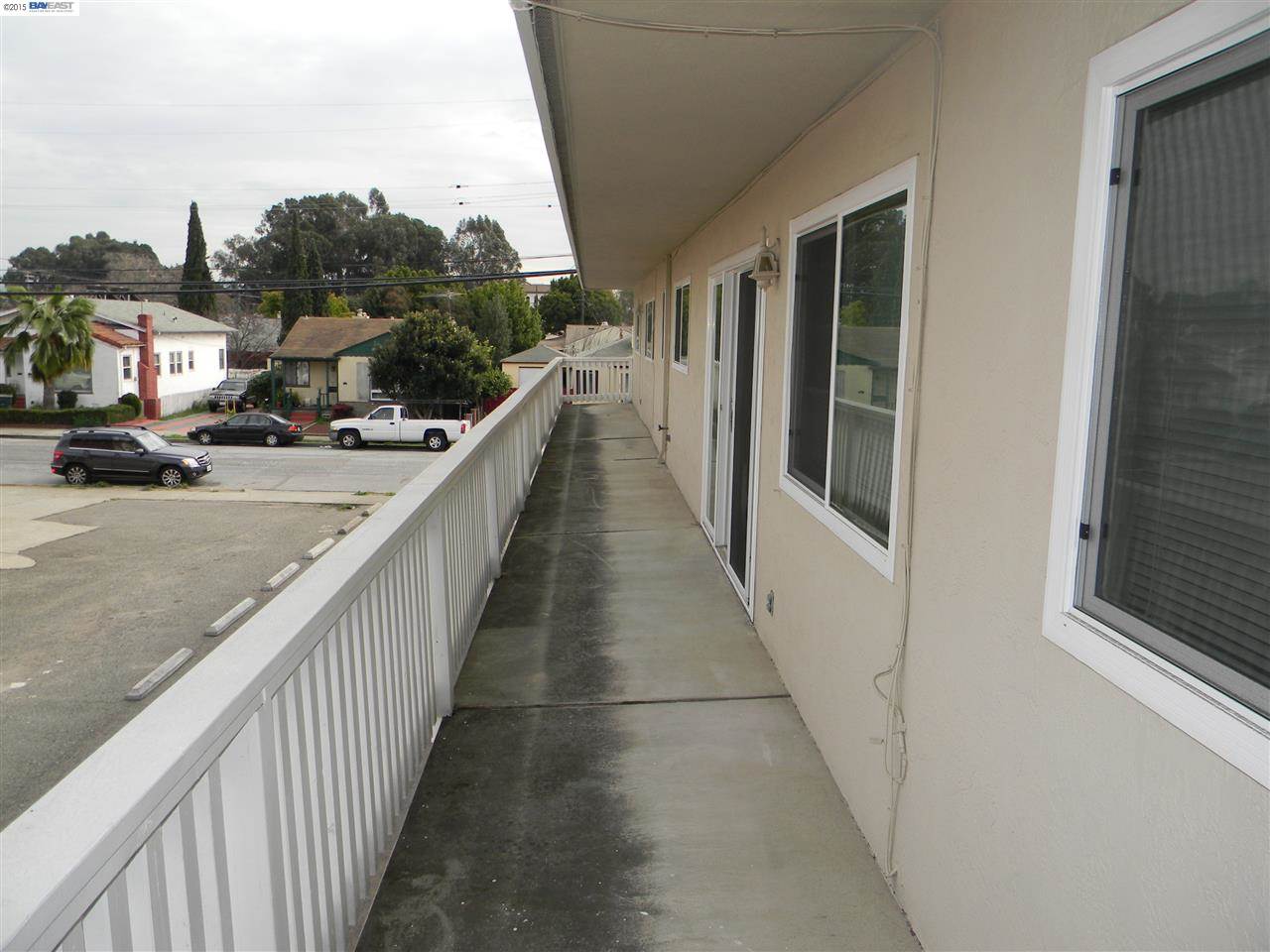 688 San Leandro Blvd, SAN LEANDRO, California 94577-1558, ,Comm Ri Multi-units 5+,For Sale,San Leandro Blvd,40685896