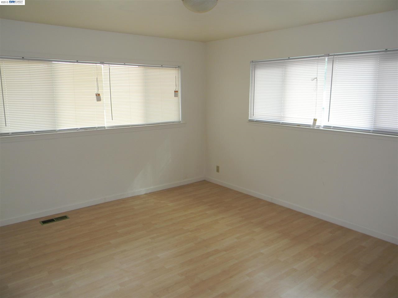 688 San Leandro Blvd, SAN LEANDRO, California 94577-1558, ,Comm Ri Multi-units 5+,For Sale,San Leandro Blvd,40685896