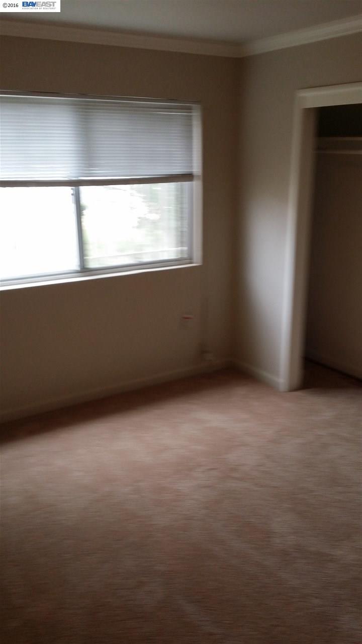 3217 Liese Ave, OAKLAND, California 94619, ,Comm Ri Multi-units 5+,For Sale,Liese Ave,40689166