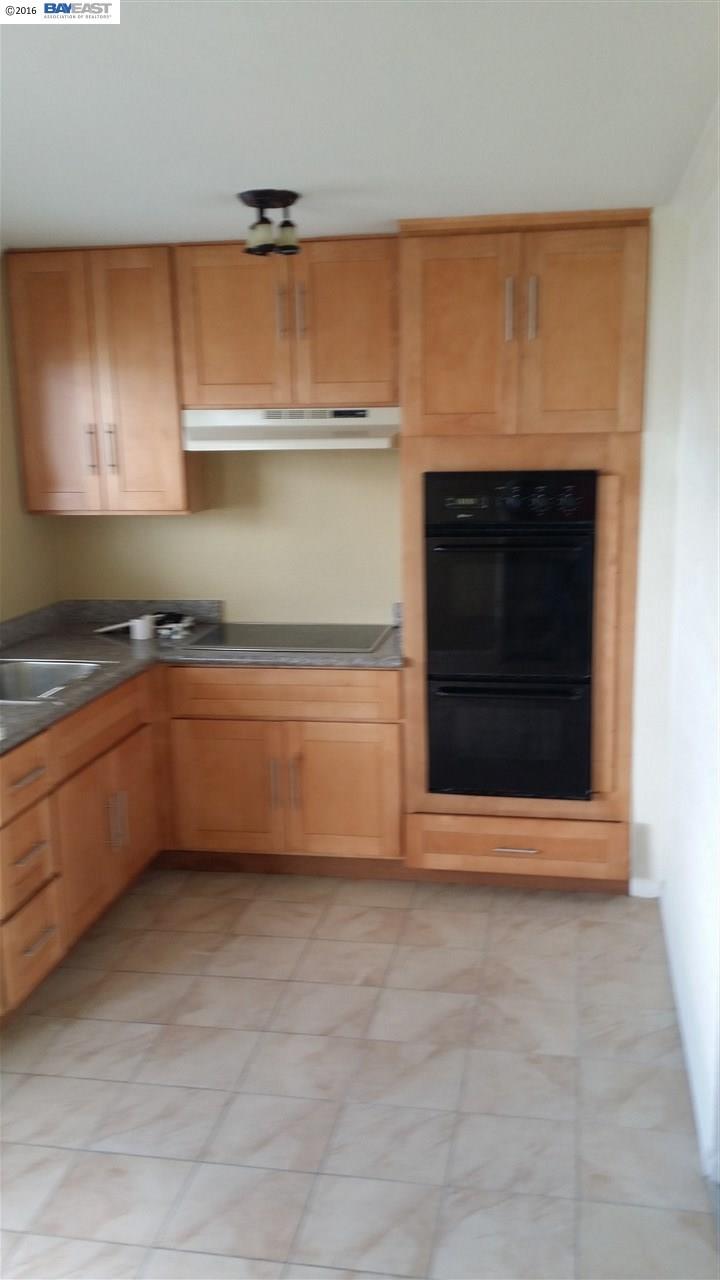 3217 Liese Ave, OAKLAND, California 94619, ,Comm Ri Multi-units 5+,For Sale,Liese Ave,40689166
