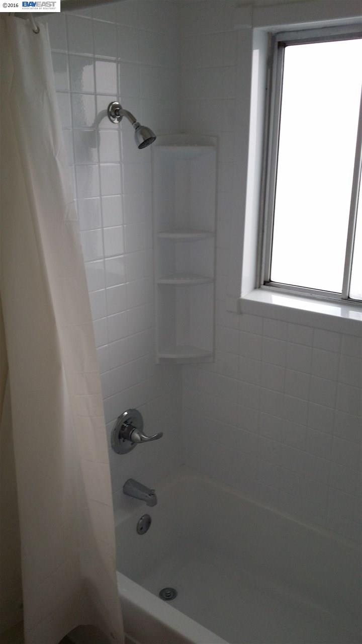 3217 Liese Ave, OAKLAND, California 94619, ,Comm Ri Multi-units 5+,For Sale,Liese Ave,40689166