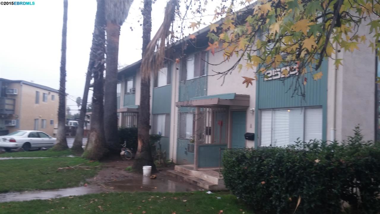 2524 Camara Circle, CONCORD, California 94520, ,Comm Ri Multi-units 5+,For Sale,Camara Circle,40690025