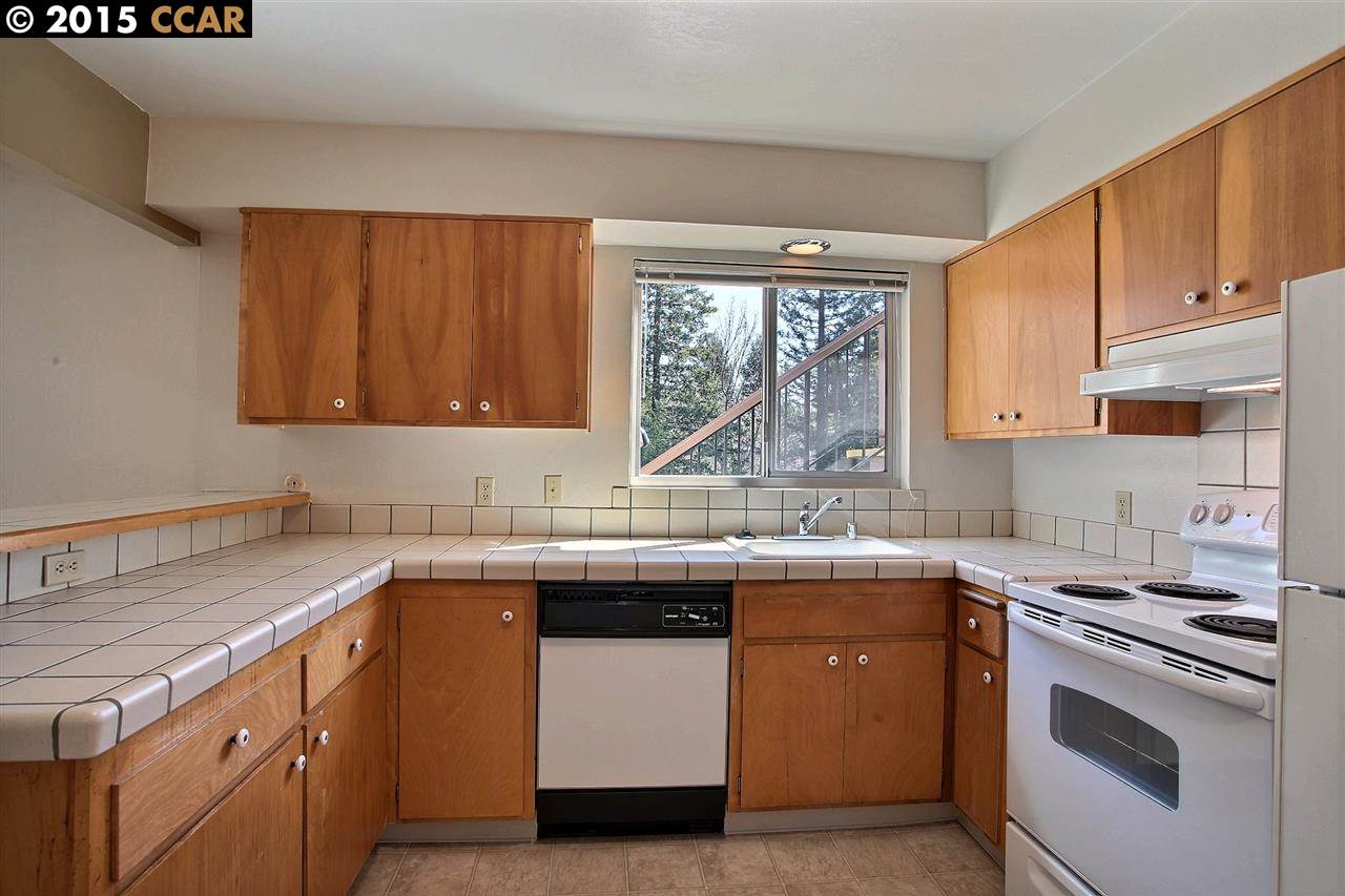 327 RHEEM BLVD, MORAGA, California 94556, ,Comm Ri Multi-units 5+,For Sale,RHEEM BLVD,40690329